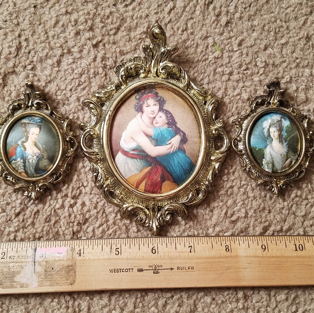 3 Small vintage gothic frames.